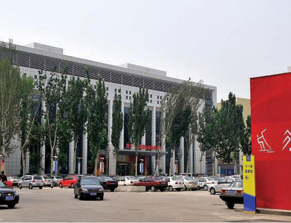 山東省體育中心游泳跳水館（第十一屆全運(yùn)會(huì)場館）